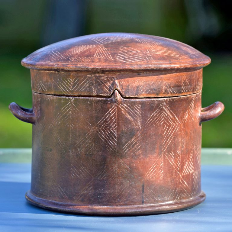 Lidded-Burial-Box-BtS25
